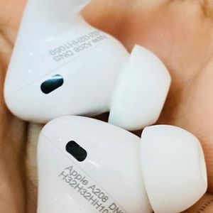 New EarPods Apple Brand