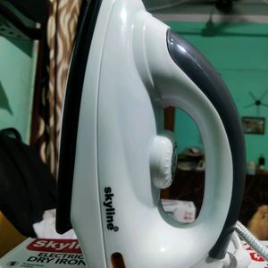 Skyline Dry Iron ₹699