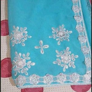 Women Embroidered Saree