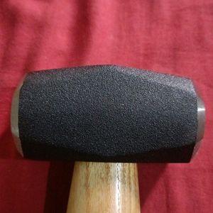 Hammer with Wooden Handle 25LB