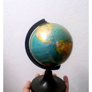 Globe