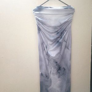 Lavender Fitted Skirt With Slit On The Side