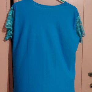 Blue Casual t-shirt with netted sleeves