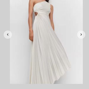 (Negotiable) One-Shoulder Pleated Maxi Dress