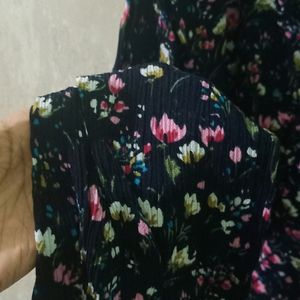 Beautiful V-neck Floral Top