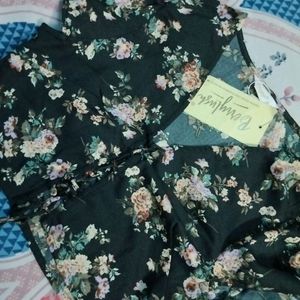 Berry lush Black Floral Print Crop Top