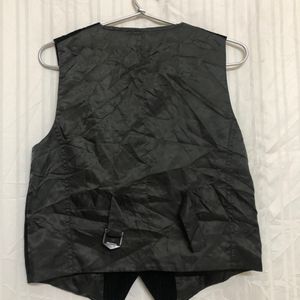 Place Black Cotton Vest