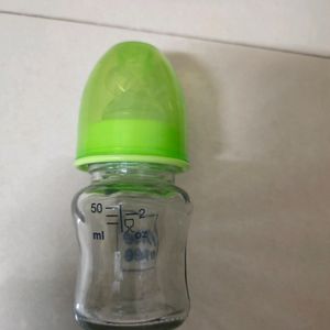 Mee- Mee Glass Feeding Bottle And Dry Sheet