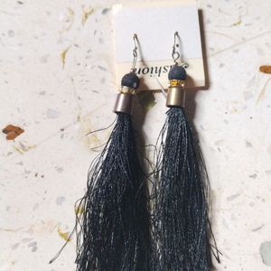 Black Thread Earings