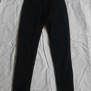 Black Slim Fir Jeans