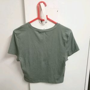 H&M Divided Pack Of Two Crop Tops