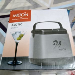 Milton Ice Pail