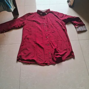 Ladies Maroon Shirt With Xl Size . No Return