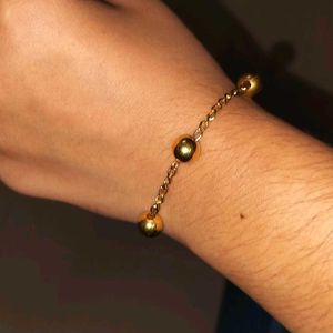 Gold Minimal Bracelet