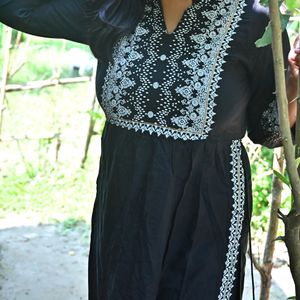 Black Nairacut Kurti