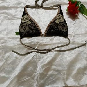 Embroidery Stylish Bra🤎