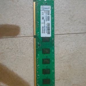 Ram (2gb)