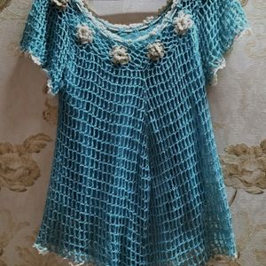 Women's Crochet( Knitted )Top.Size 38