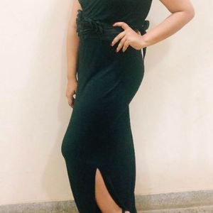 Koovs Black Body Hugging Maxi Gown With Slit