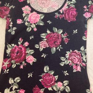 Floral Strachable Top