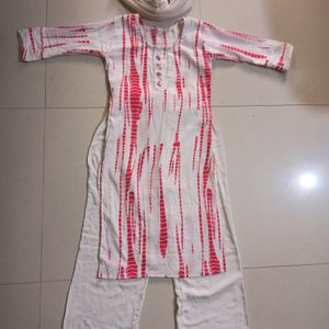 Pink&White Color Kurti Palazo Set With Dupatta