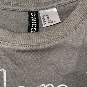 H&M Cap Sleeve Grey Cropped Fitted Tee