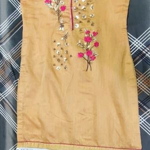 Salwar suit