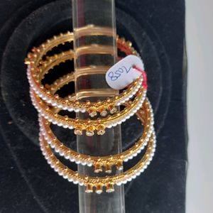 Moti Bangles