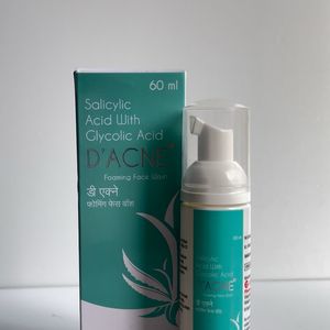 D’ACNE Face Wash