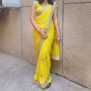 Heavy Wedding Saree With Blouse