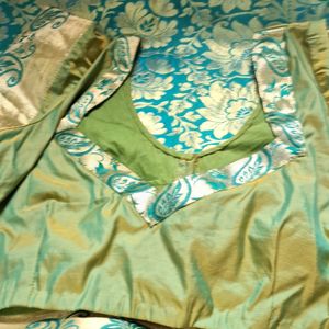 Green Full Rich Zari Saree With Blouse