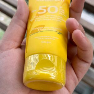 Rivona Naturals Mineral Sunscreen Spf 50 PA +++