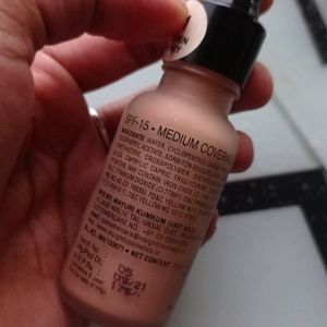 Insight Ultra Thin Second Skin Long Wear Foundation