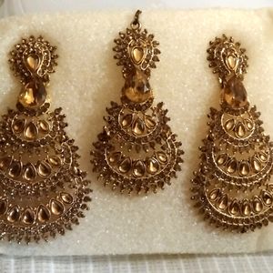 Golden Diamond Tikka And Earings Set