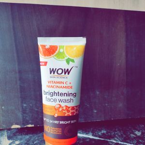 Vitamin C Niacinamide Brightening Facewash