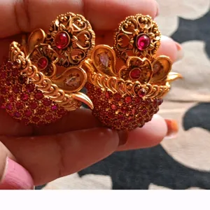 Jhumkas