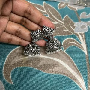 Jhumkas