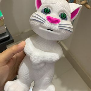 Talking Angela -talking Robot Cat