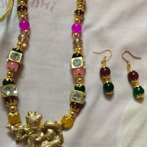 Like New Jewellery Set