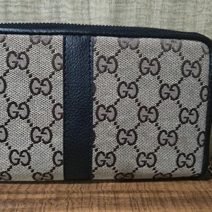 Gucci Authentic Hand Purse