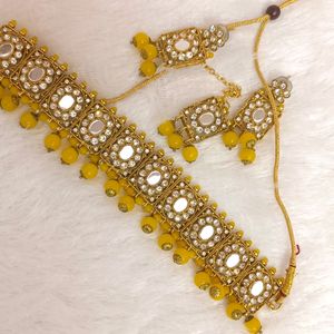 Beautiful Festive And Wedding Friendly Yellow Set