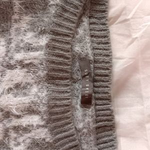 Fur Fitted Full Sleeve Top