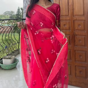 Saree With Blouse Piece