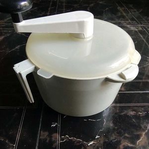 Manual Chapati Dough Maker