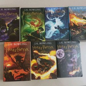 HARRY POTTER BOOKS COMBO