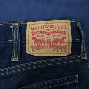 A levis jeans navy blue colour