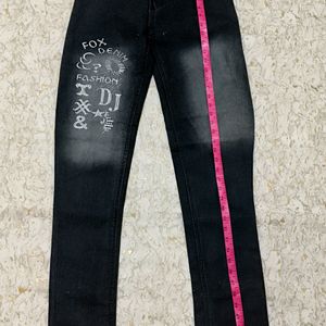 Alfred Jeans Size 28 B67