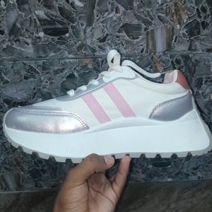 Latest Woman Casual Shoes