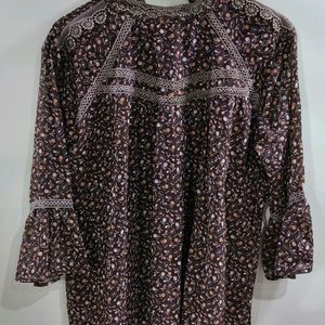 Brown floral top for womens!