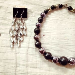 Silver & Black Garland With Two Pair Of Earrings!